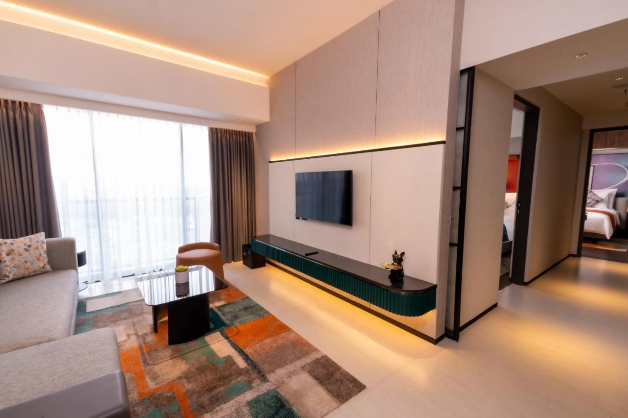 Herloom Hotel & Residence Bsd Тангеранг Экстерьер фото