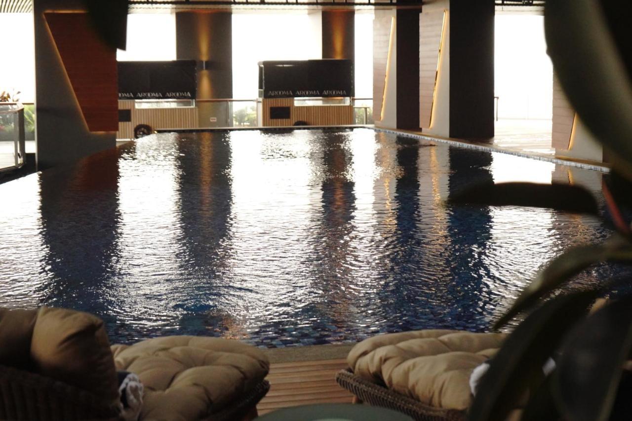 Herloom Hotel & Residence Bsd Тангеранг Экстерьер фото