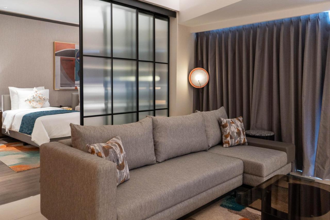 Herloom Hotel & Residence Bsd Тангеранг Экстерьер фото