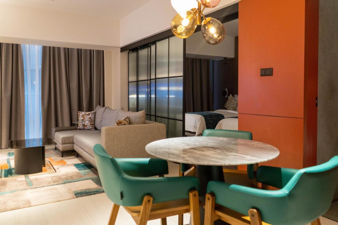 Herloom Hotel & Residence Bsd Тангеранг Экстерьер фото