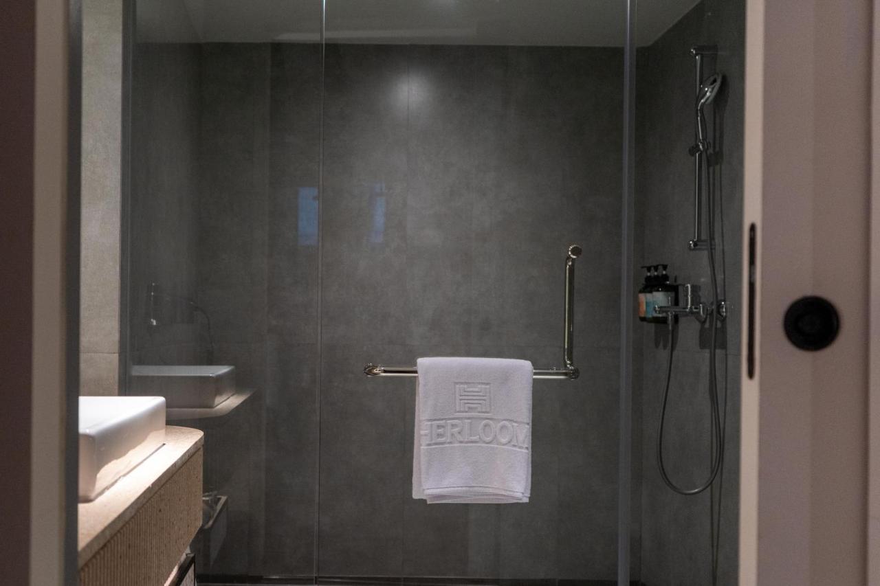 Herloom Hotel & Residence Bsd Тангеранг Экстерьер фото
