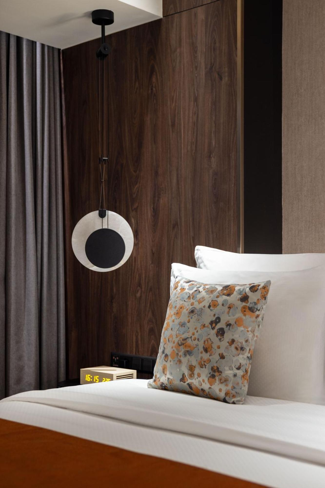 Herloom Hotel & Residence Bsd Тангеранг Экстерьер фото