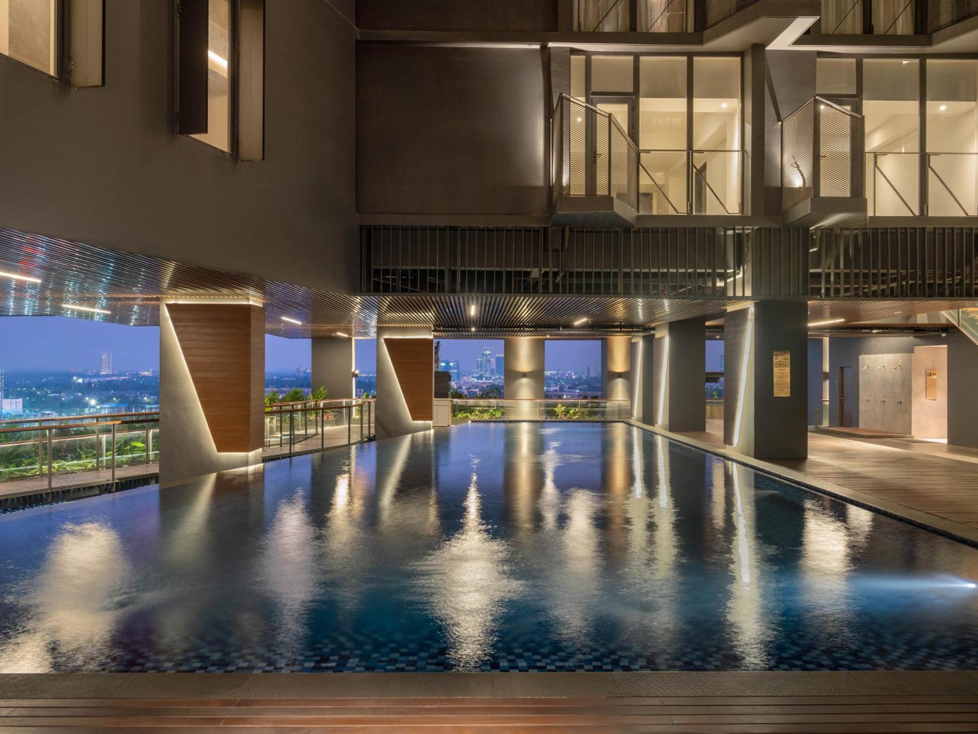 Herloom Hotel & Residence Bsd Тангеранг Экстерьер фото